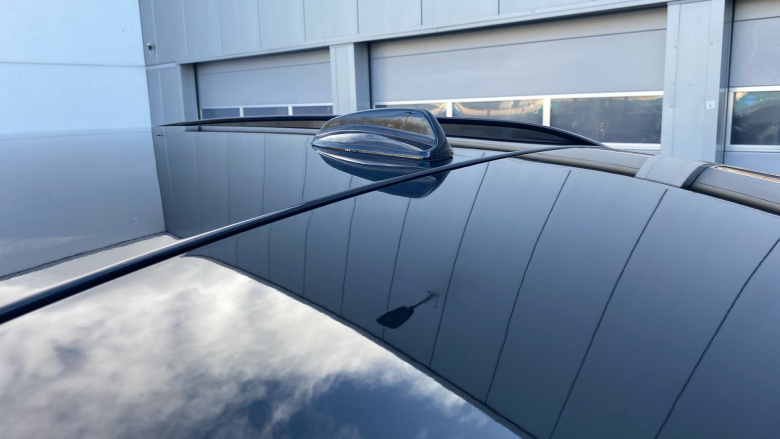 Volvo XC40 2.0 B3P Plus Dark 5dr Auto Petrol Estate